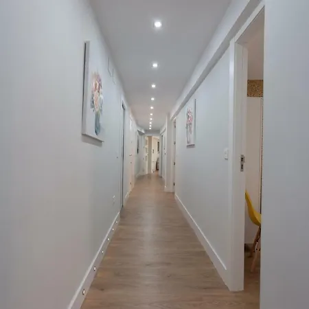 Apartamento Reina Isabel *